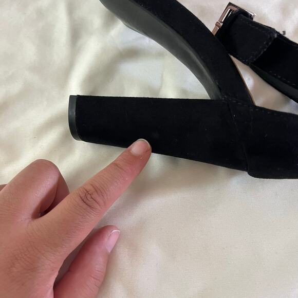 Torrid Black Faux Suede Open Toe Chunky Heel Sandal Size 9 Wide - Picture 5 of 8